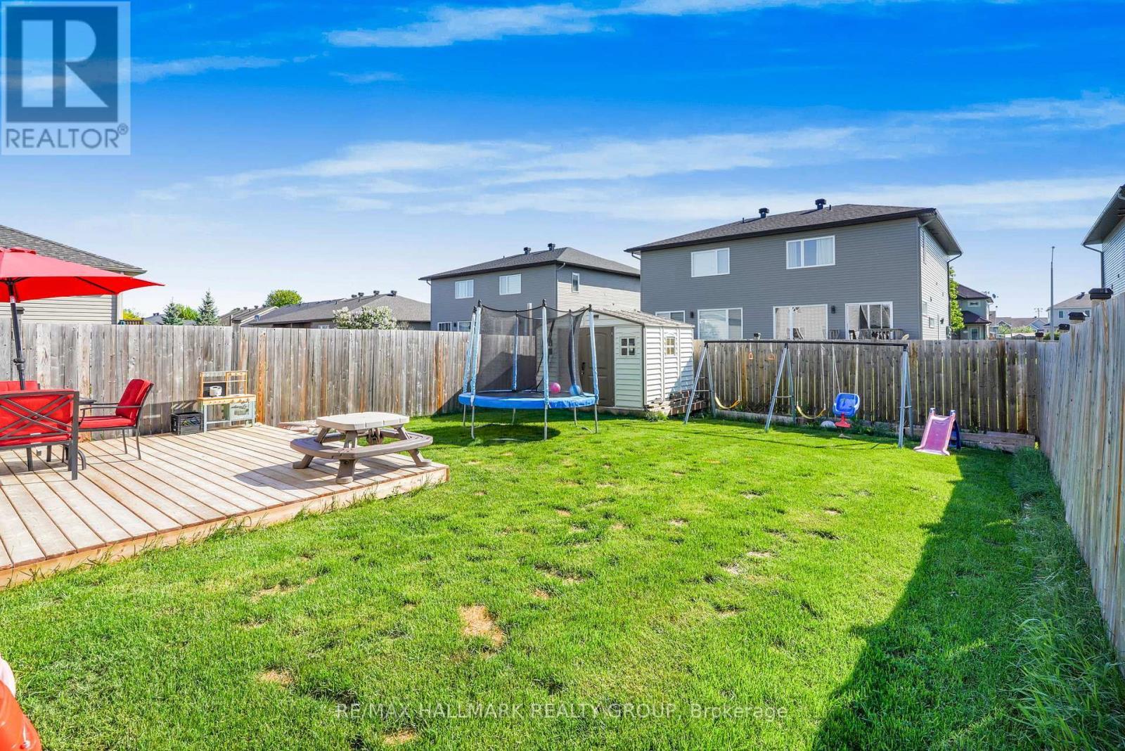 363 Trillium Circle, Alfred And Plantagenet, ON - Outdoor With Deck Patio Veranda With Backyard