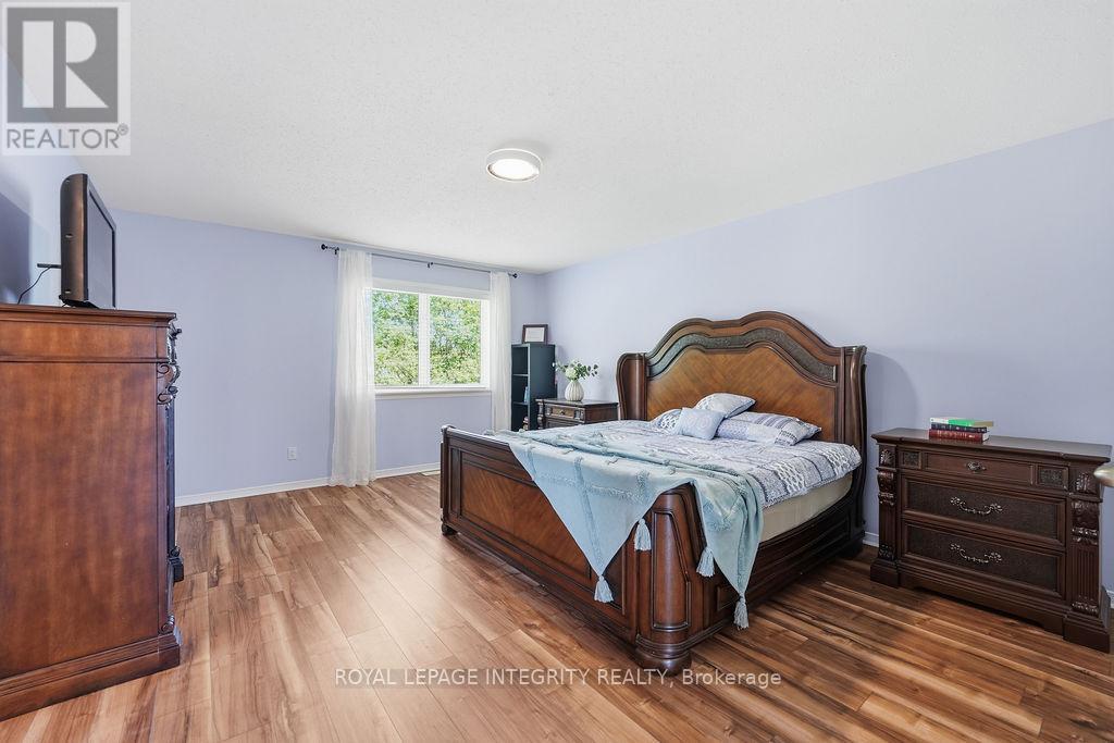 1067 Rocky Harbour Crescent, Ottawa, ON