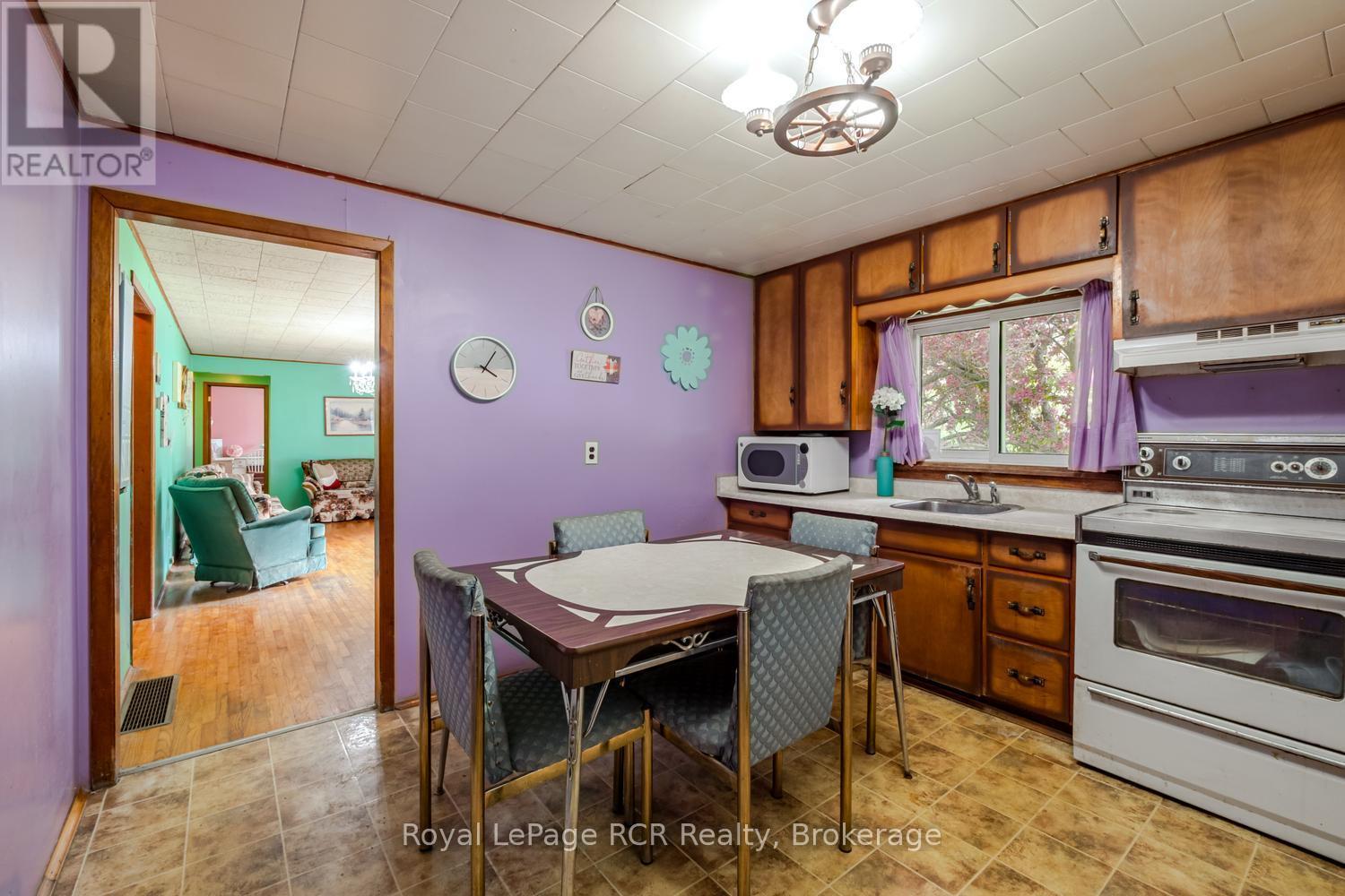 873 14Th Street W, Georgian Bluffs, ON