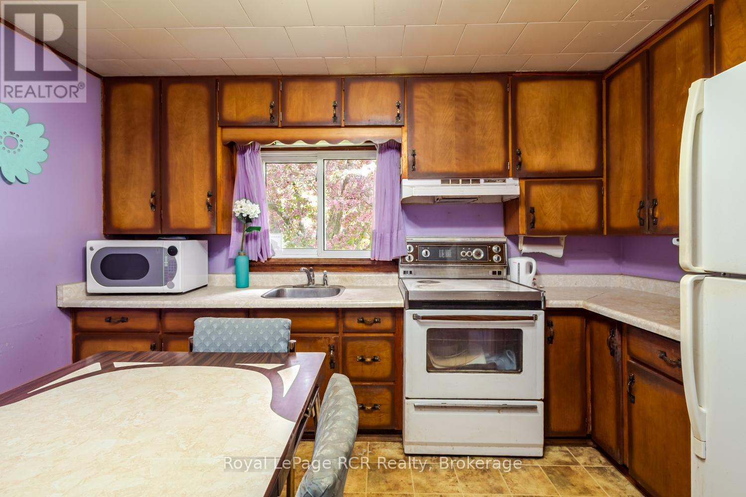 873 14Th Street W, Georgian Bluffs, ON