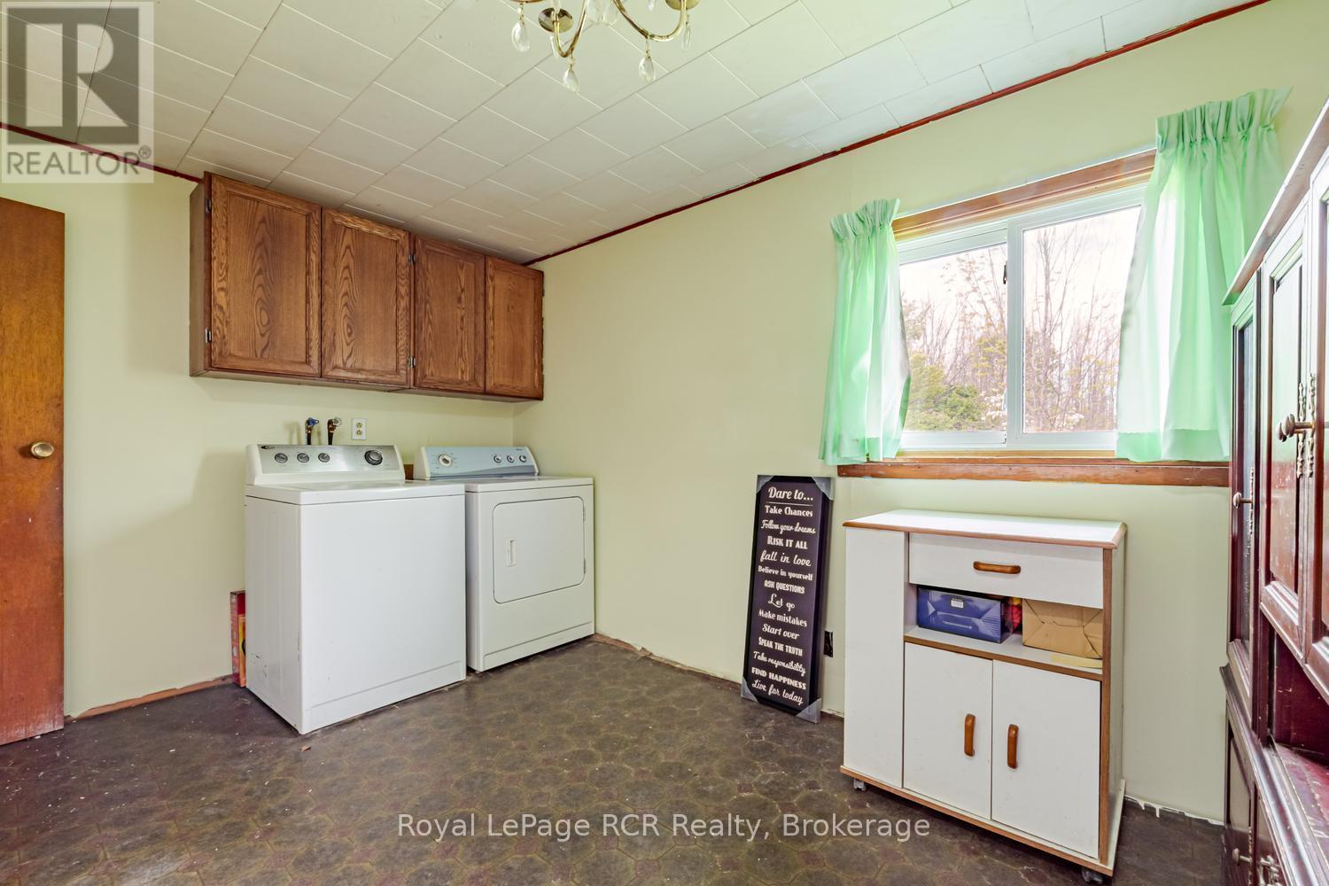 873 14Th Street W, Georgian Bluffs, ON