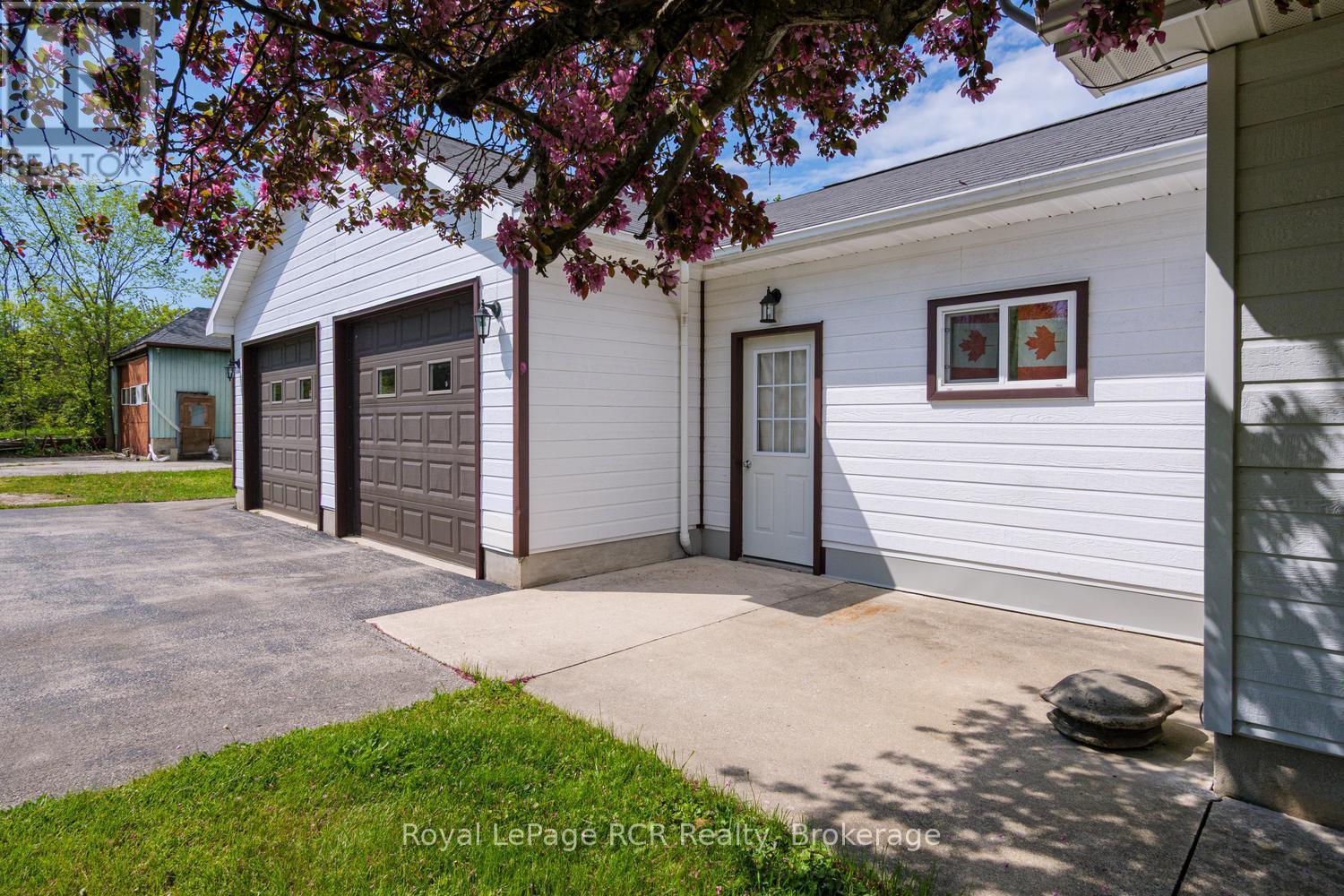 873 14Th Street W, Georgian Bluffs, ON