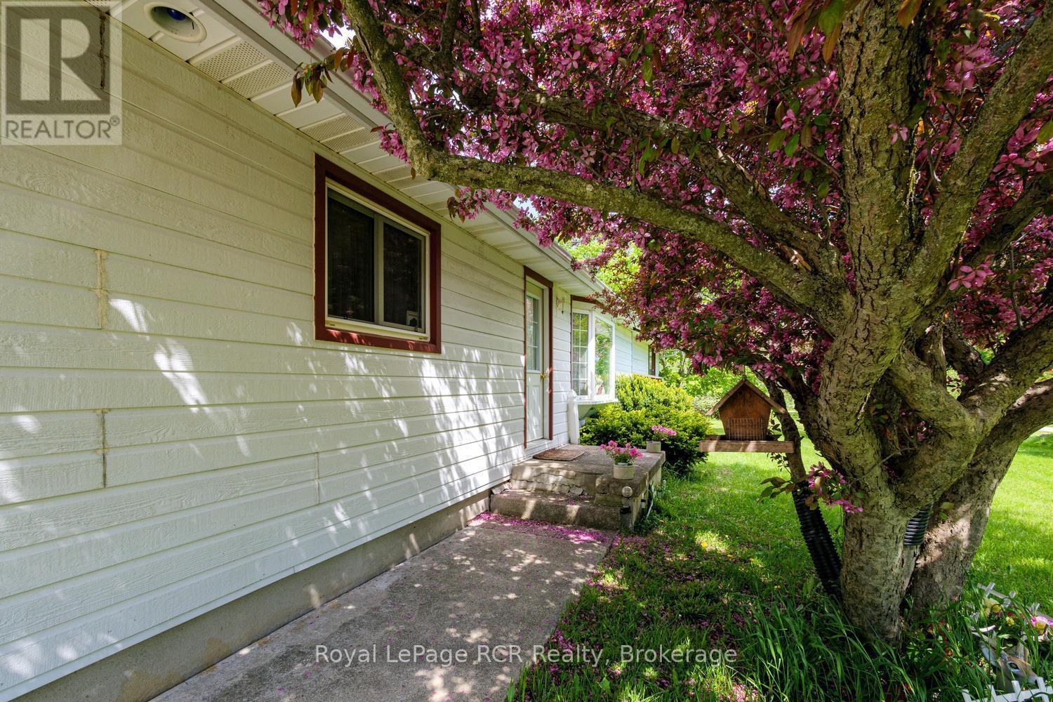 873 14Th Street W, Georgian Bluffs, ON