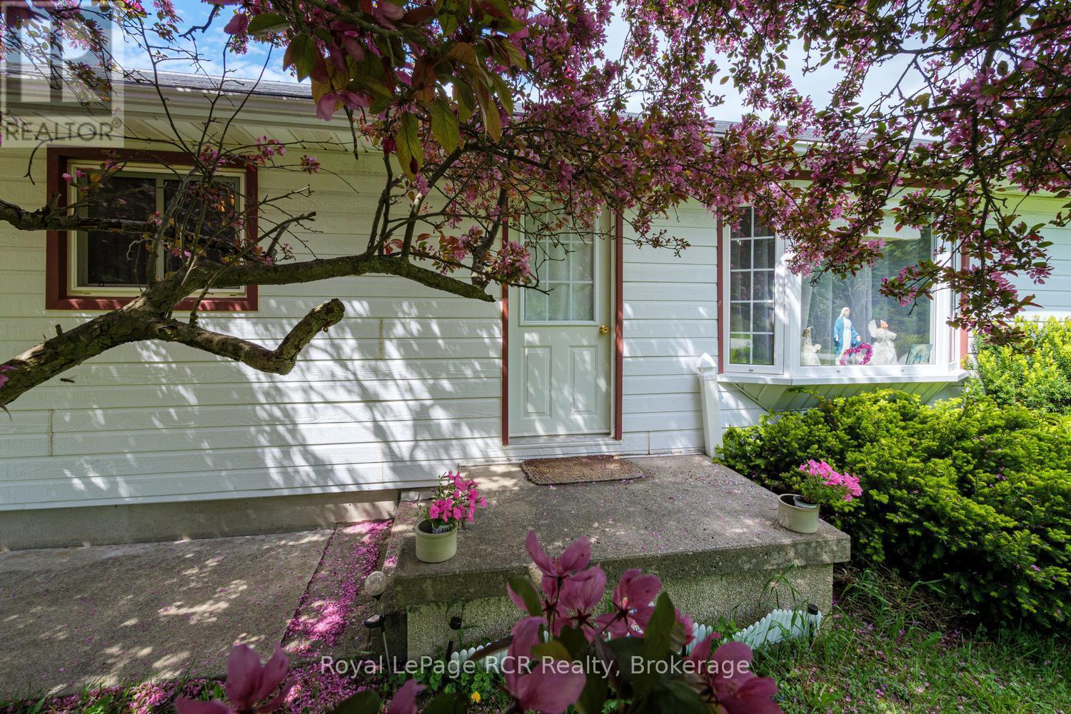 873 14Th Street W, Georgian Bluffs, ON