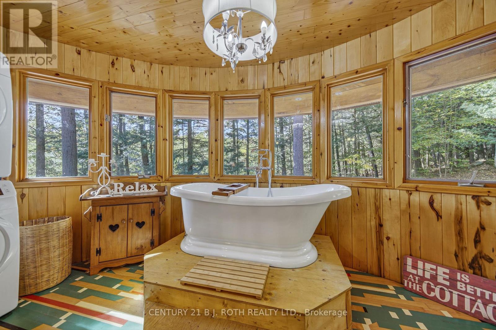 22 - 1213 Camp Jackson Road, Muskoka Lakes, ON - Indoor Photo Showing Bathroom