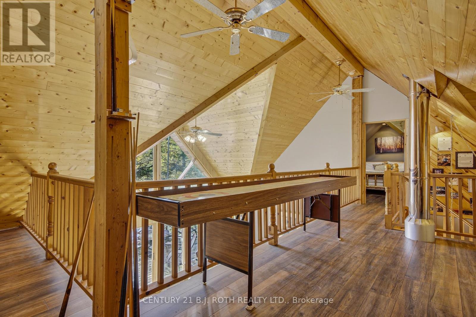 22 - 1213 Camp Jackson Road, Muskoka Lakes, ON - Indoor Photo Showing Other Room