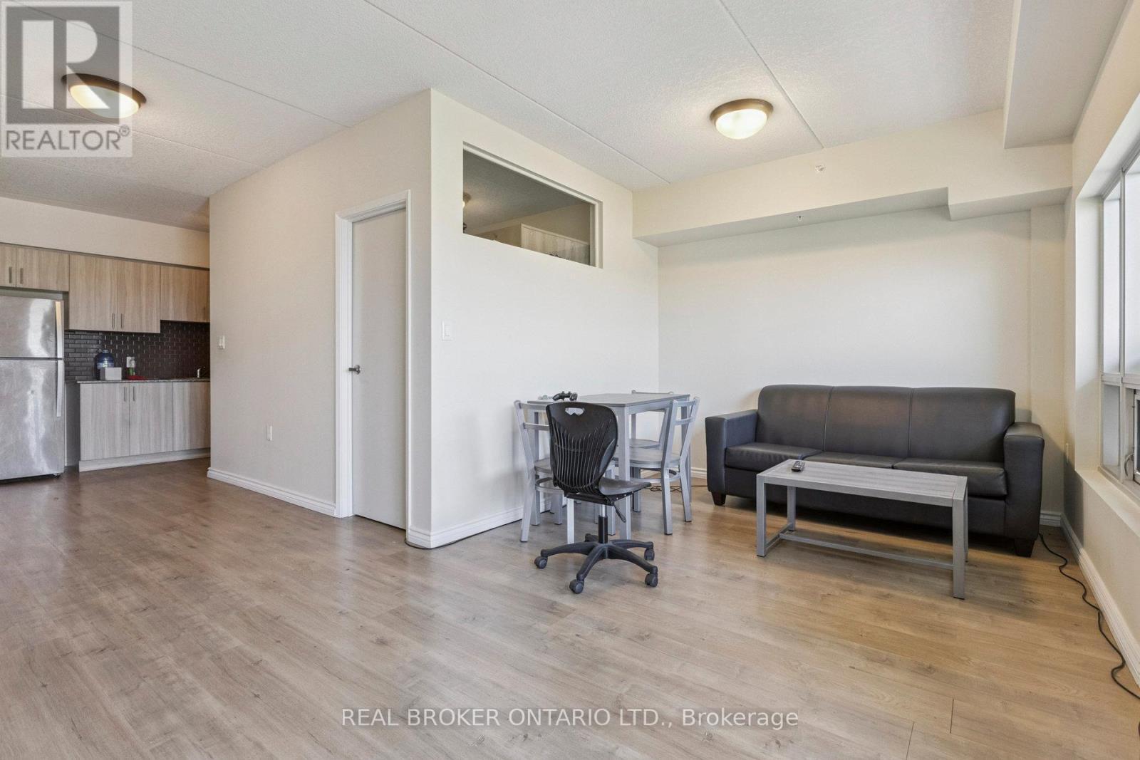 G607 - 275 Larch Street, Waterloo, ON
