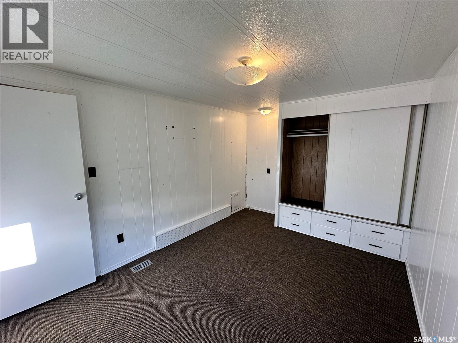 300 1524 Rayner Avenue, Saskatoon, SK