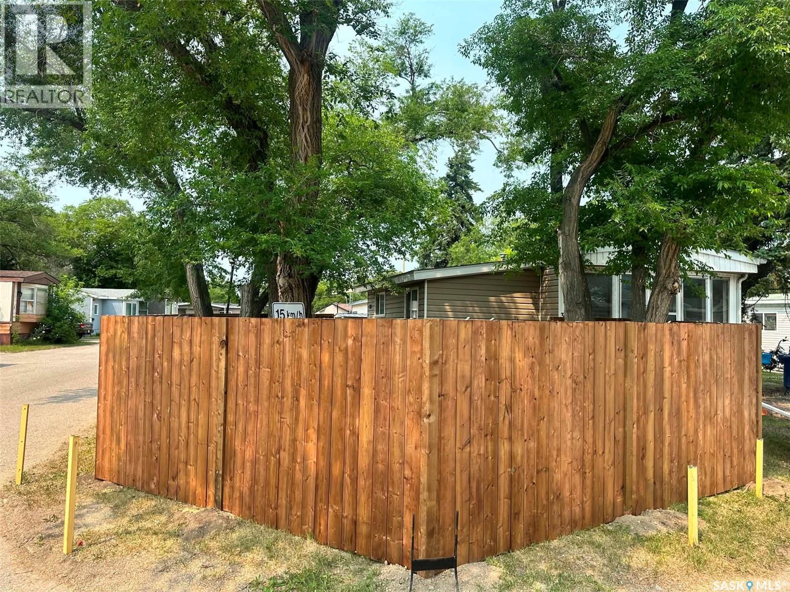 300 1524 Rayner Avenue, Saskatoon, SK