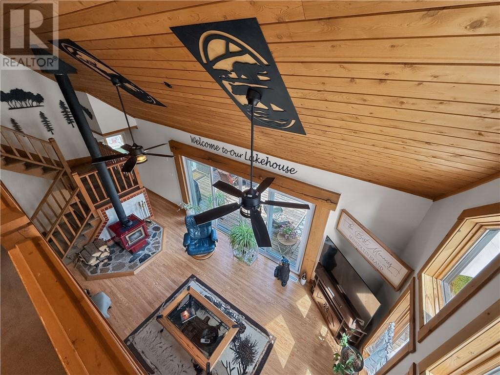 168 Fox Run Way, Mindemoya, Manitoulin Island, ON - Indoor Photo Showing Other Room