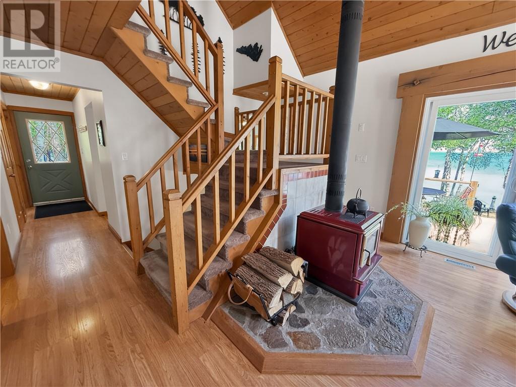 168 Fox Run Way, Mindemoya, Manitoulin Island, ON - Indoor Photo Showing Other Room