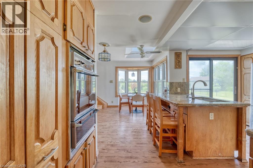 5 Mazza Avenue, Dundas, ON
