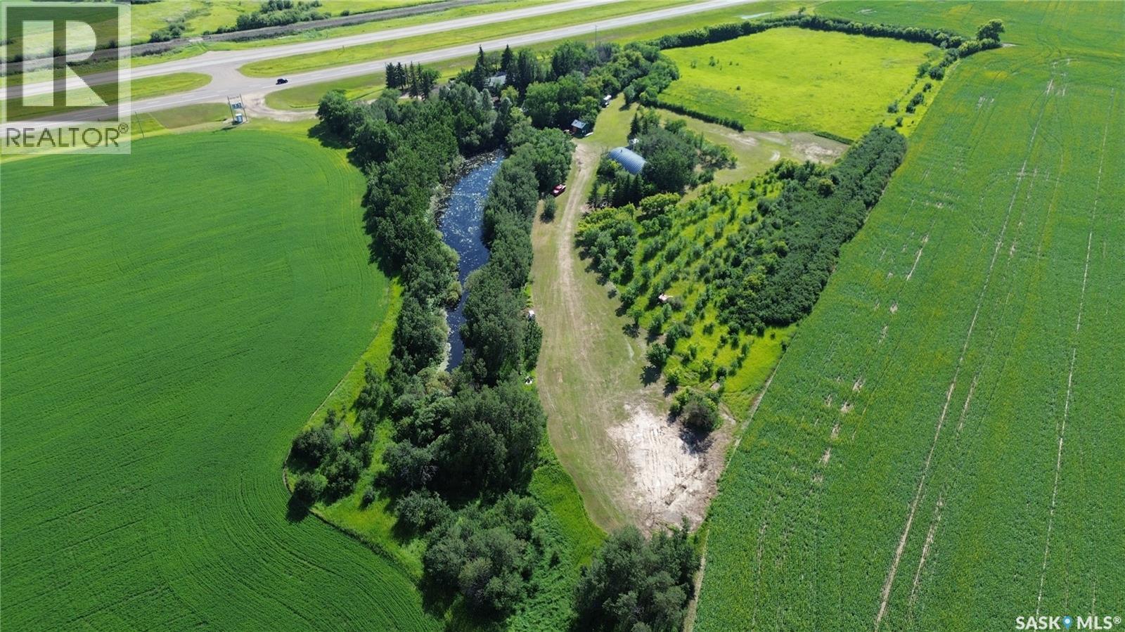 Highway 16 Acreage, North Battleford Rm No. 437, SK