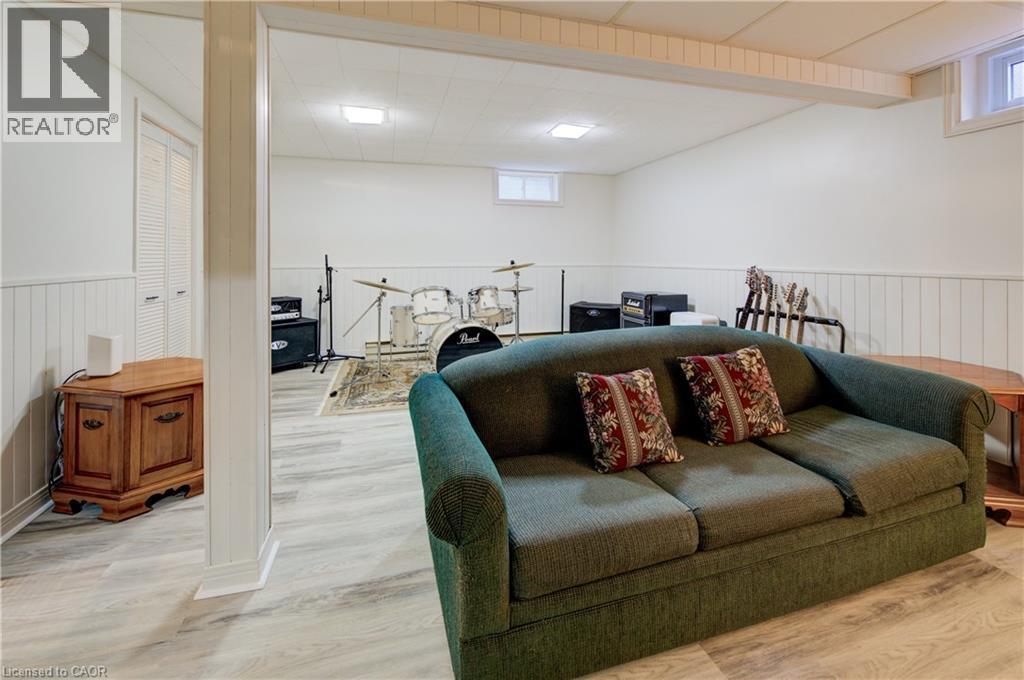 19 Hillbrook Crescent, Kitchener, ON - Indoor Photo Showing Basement