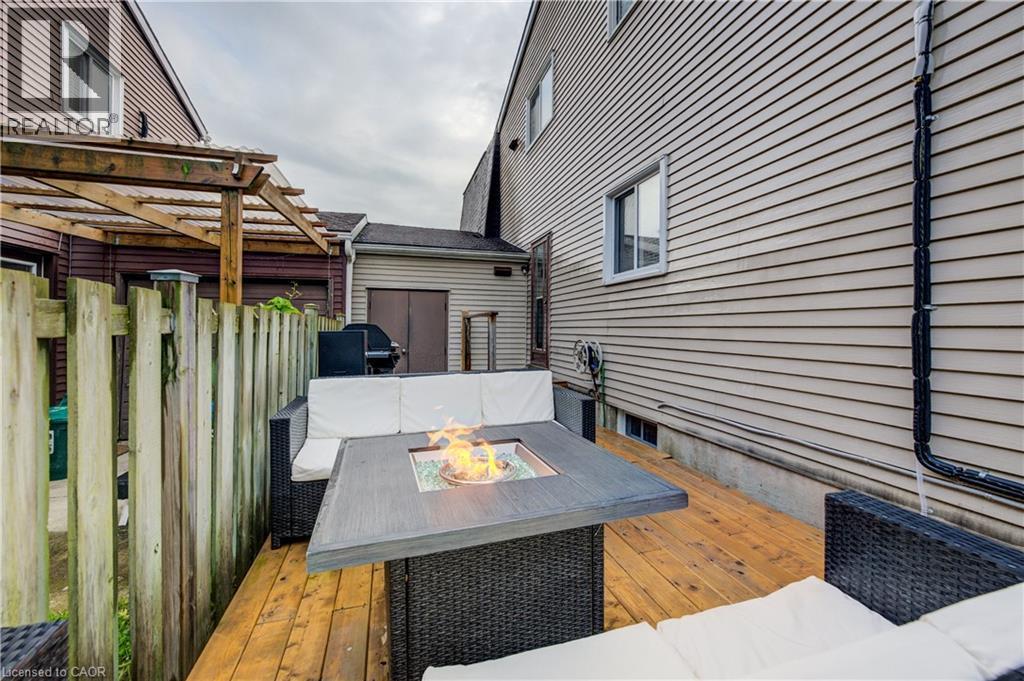 19 Hillbrook Crescent, Kitchener, ON - Outdoor With Deck Patio Veranda With Exterior