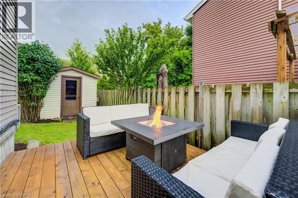 19 Hillbrook Crescent, Kitchener, ON - Outdoor With Deck Patio Veranda With Exterior