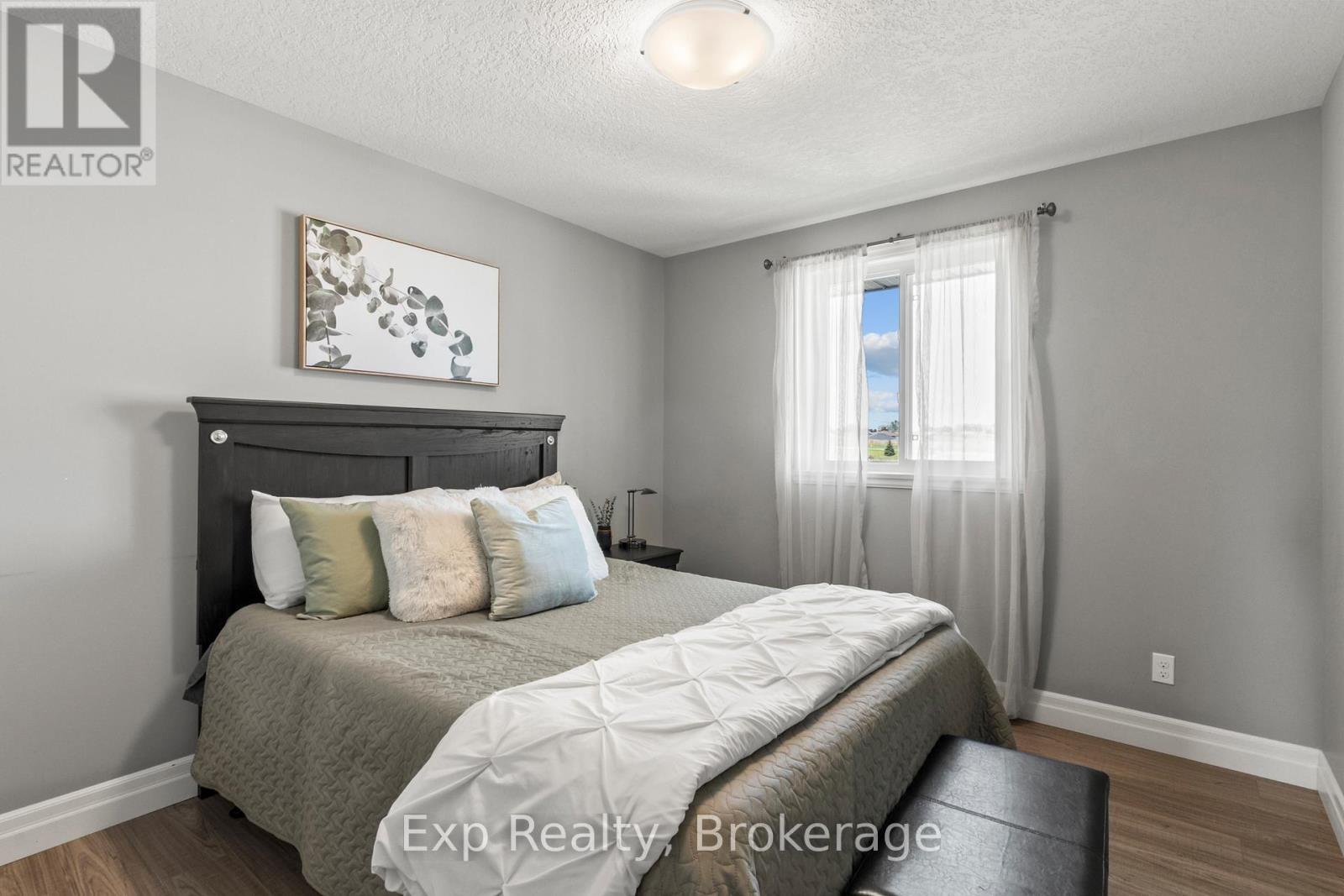 54 Cortland Crescent, Quinte West (Murray Ward), ON - Indoor Photo Showing Bedroom