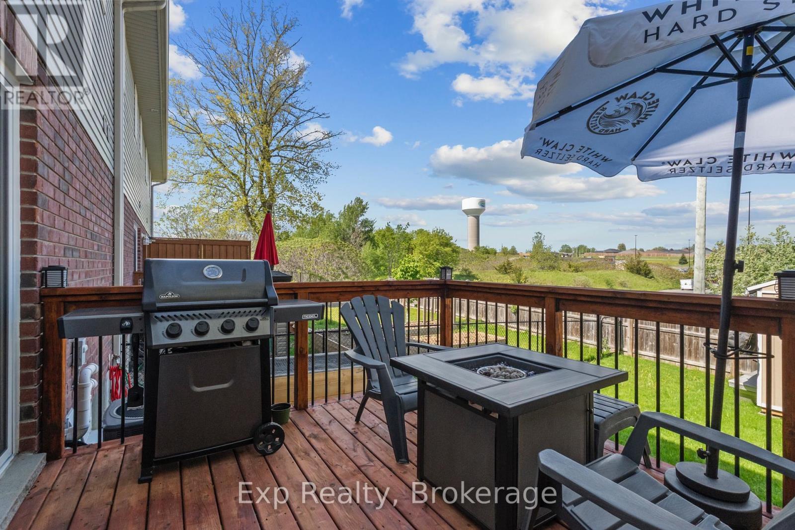 54 Cortland Crescent, Quinte West (Murray Ward), ON - Outdoor With Deck Patio Veranda
