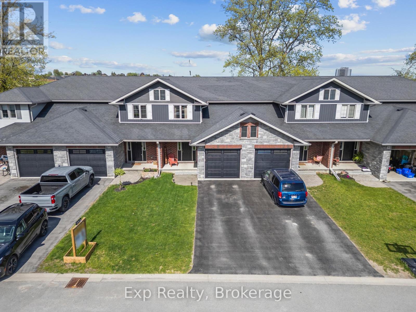54 Cortland Crescent, Quinte West (Murray Ward), ON - Outdoor With Facade