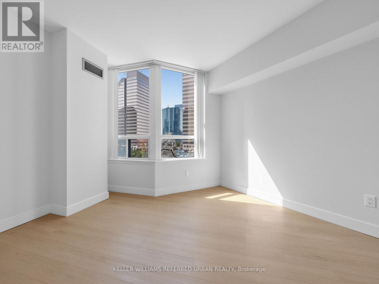 501 - 7 Bishop Avenue, Toronto, ON - Indoor Photo Showing Other Room