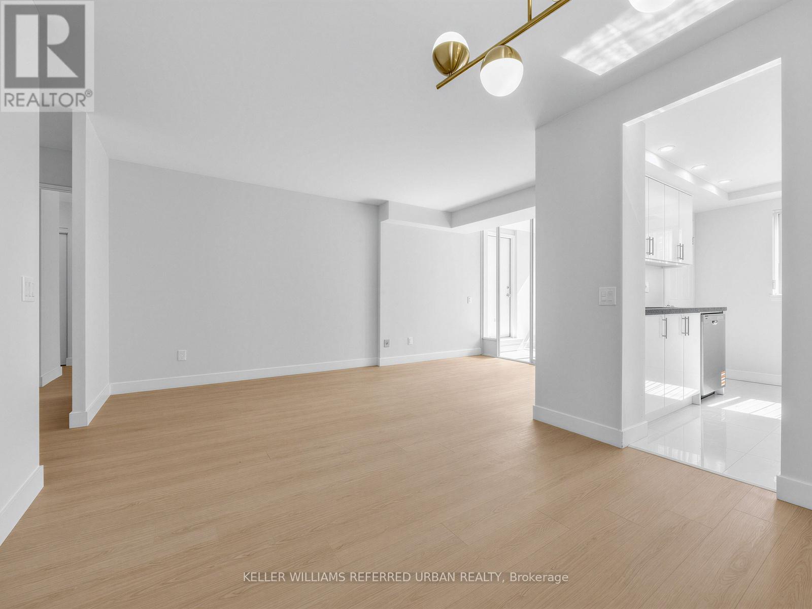 501 - 7 Bishop Avenue, Toronto, ON - Indoor Photo Showing Other Room