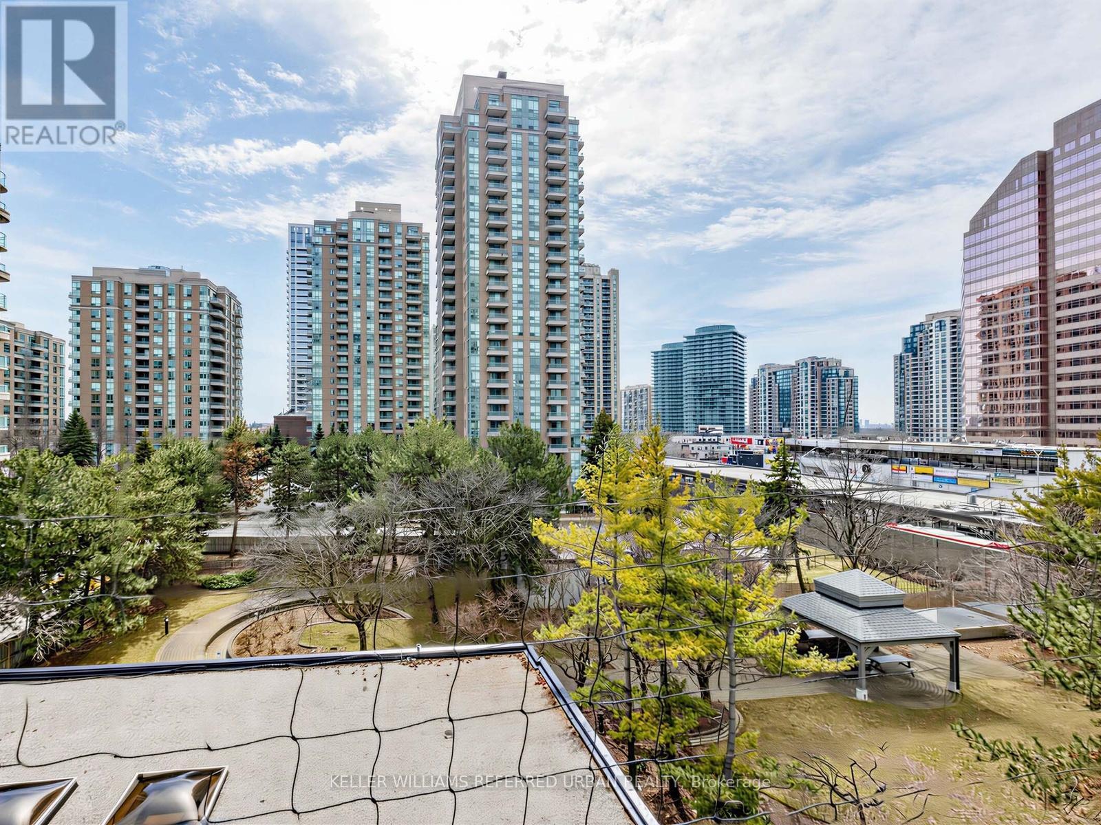 501 - 7 Bishop Avenue, Toronto, ON - Outdoor With Facade