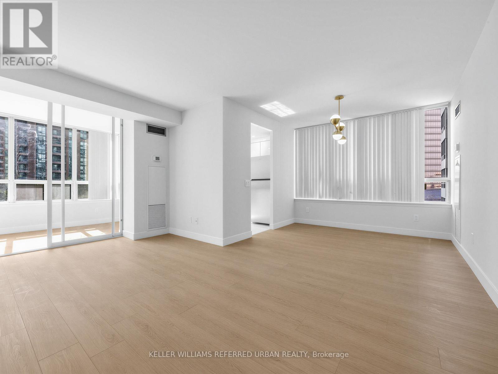 501 - 7 Bishop Avenue, Toronto, ON - Indoor Photo Showing Other Room