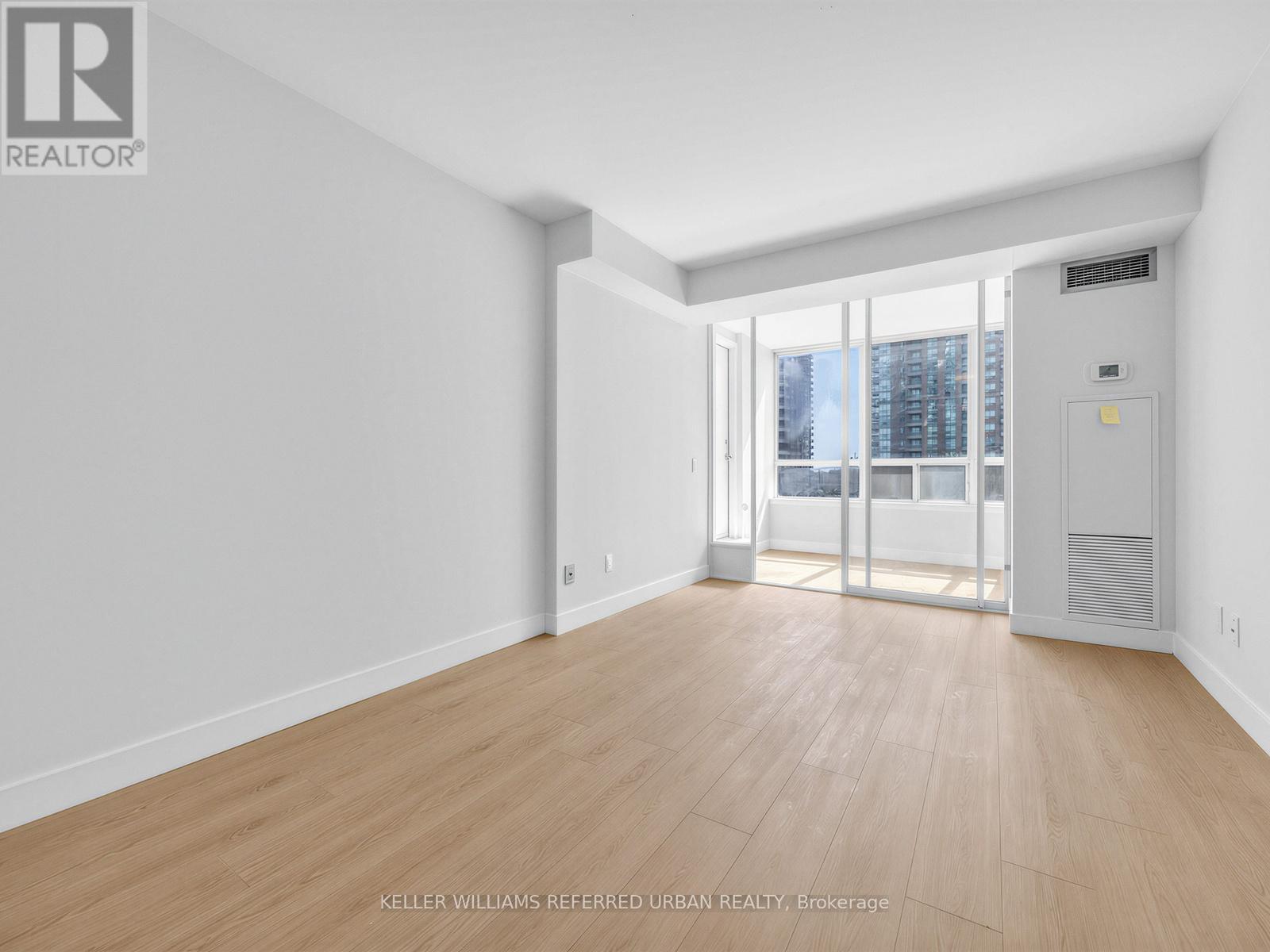 501 - 7 Bishop Avenue, Toronto, ON - Indoor Photo Showing Other Room