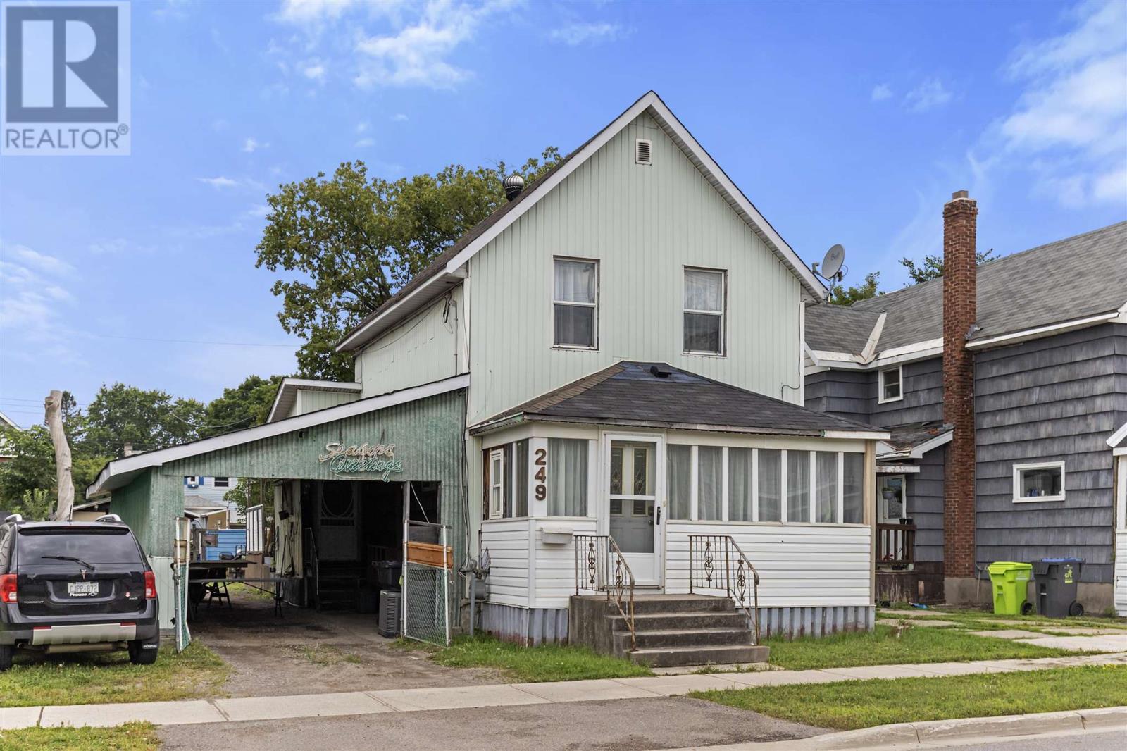 249 John St, Sault Ste. Marie, ON - Outdoor