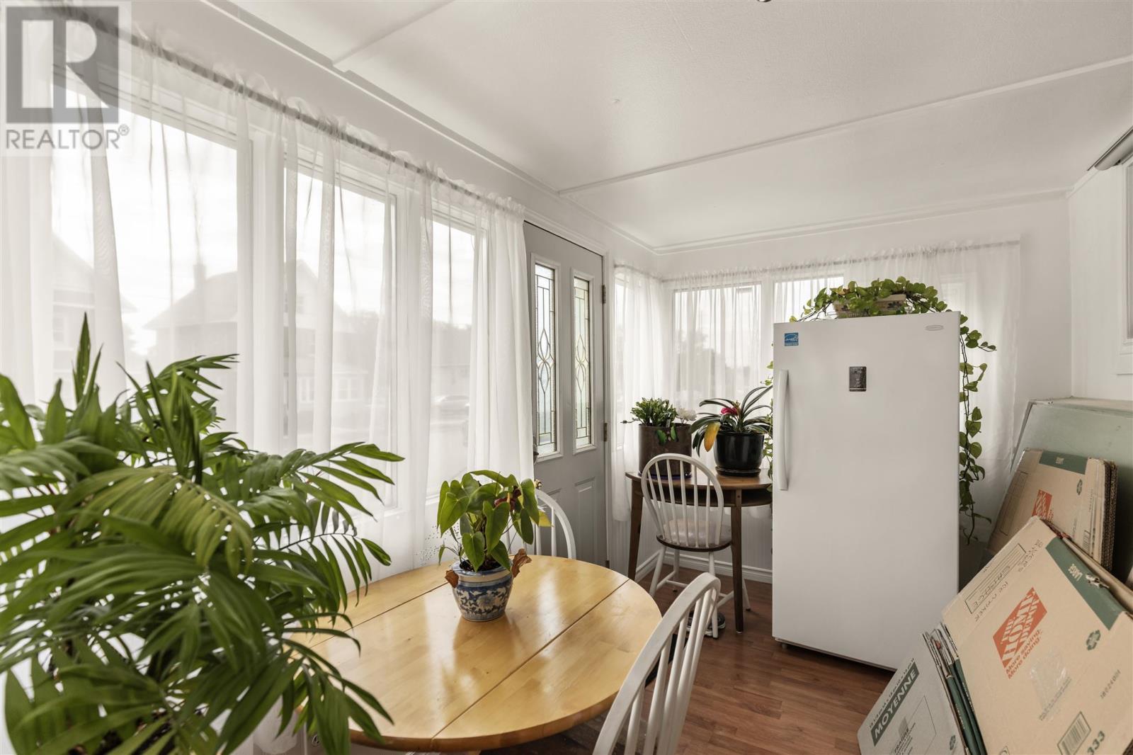 249 John St, Sault Ste. Marie, ON - Indoor Photo Showing Dining Room