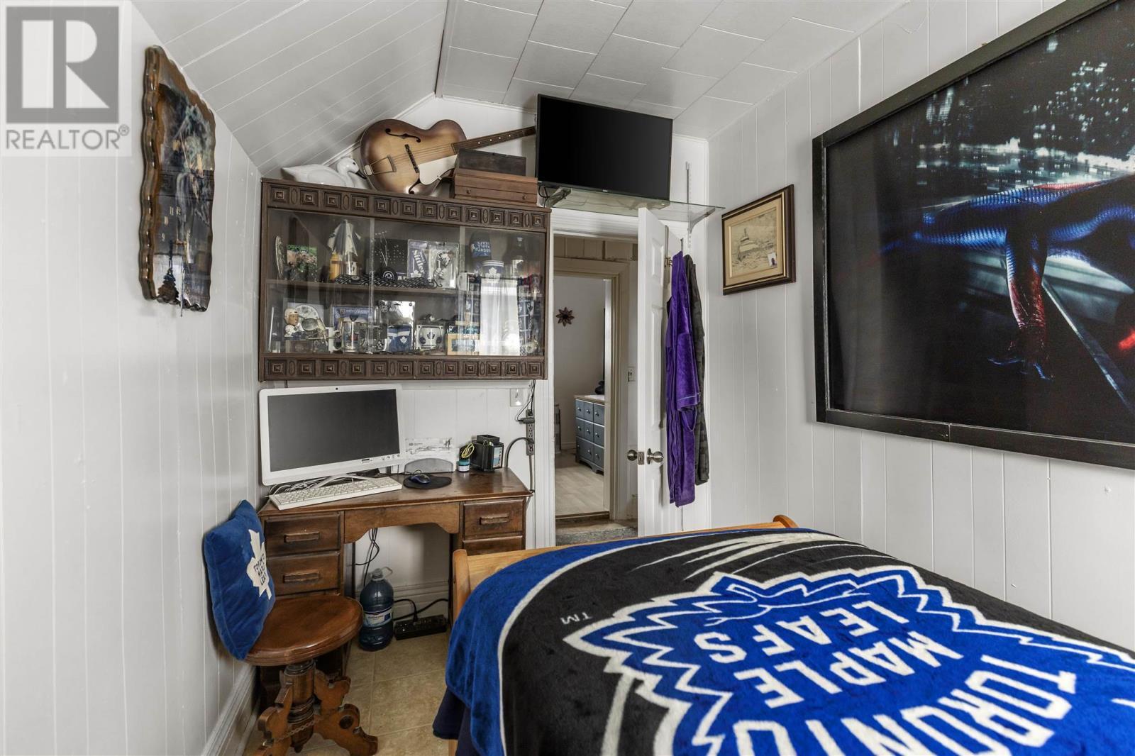 249 John St, Sault Ste. Marie, ON - Indoor Photo Showing Bedroom