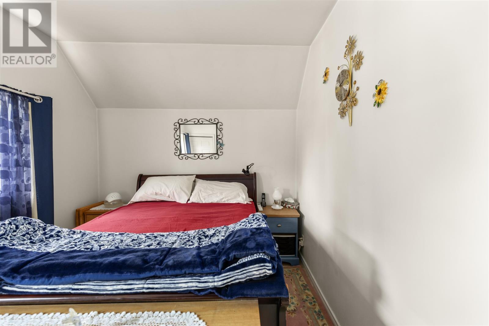 249 John St, Sault Ste. Marie, ON - Indoor Photo Showing Bedroom
