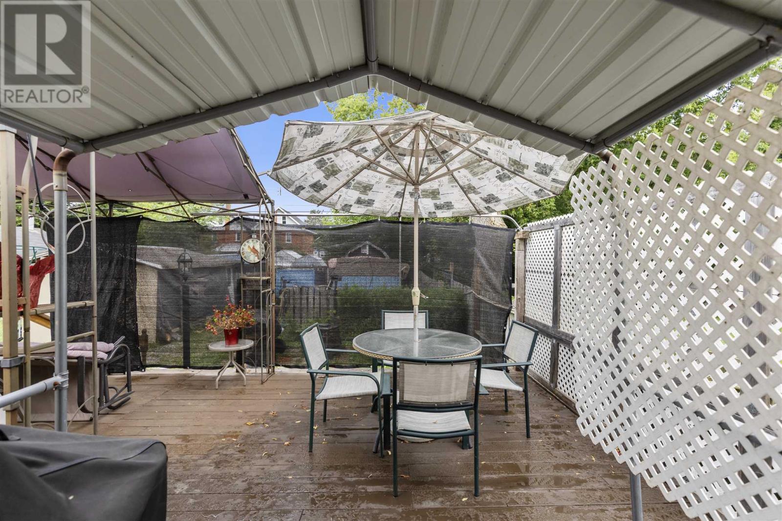 249 John St, Sault Ste. Marie, ON - Outdoor With Deck Patio Veranda