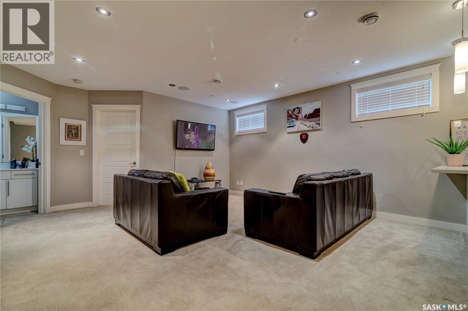 4606 Curtiss Avenue, Regina, SK - Indoor