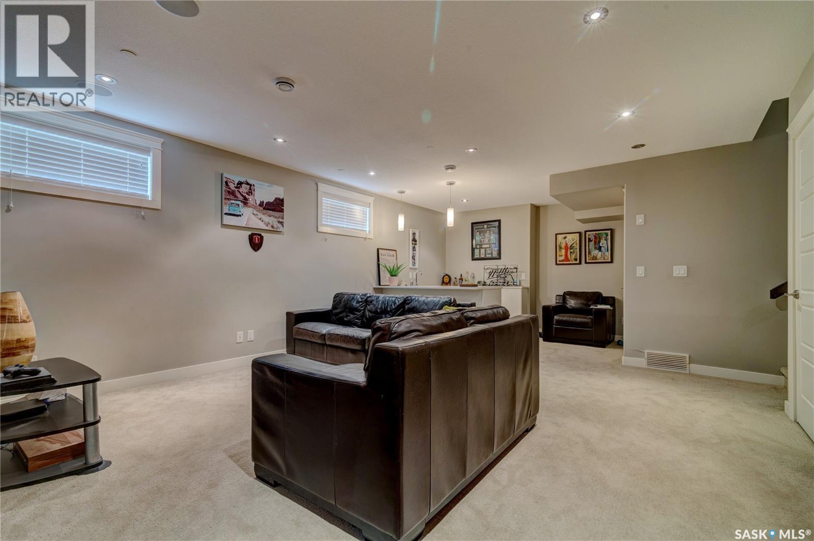 4606 Curtiss Avenue, Regina, SK - Indoor