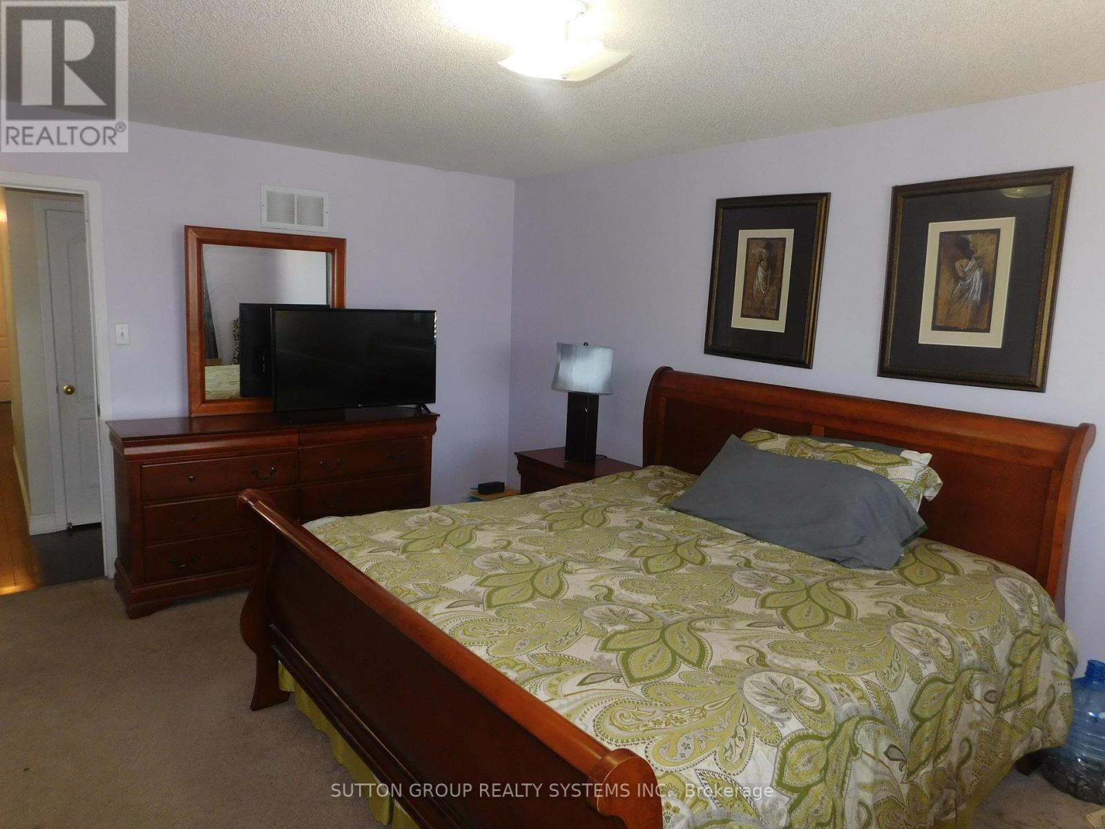 85 Weather Vane Lane E, Brampton, ON - Indoor Photo Showing Bedroom