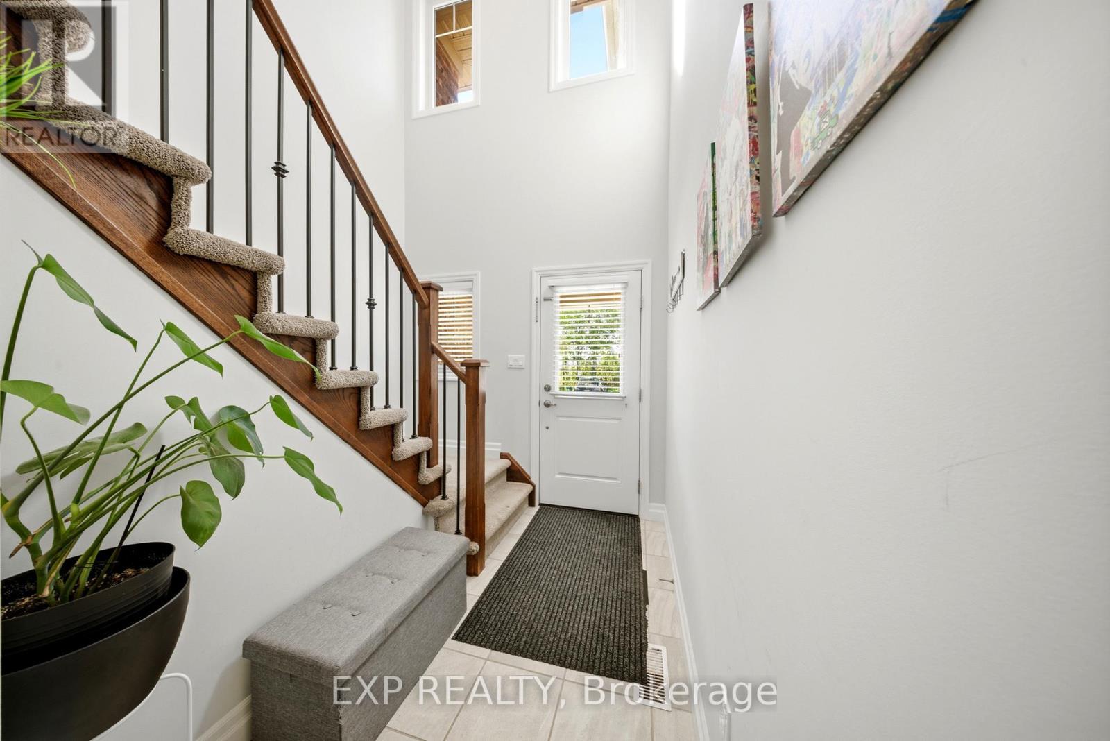 17 - 158 Fife Road, Guelph, ON - Indoor Photo Showing Other Room
