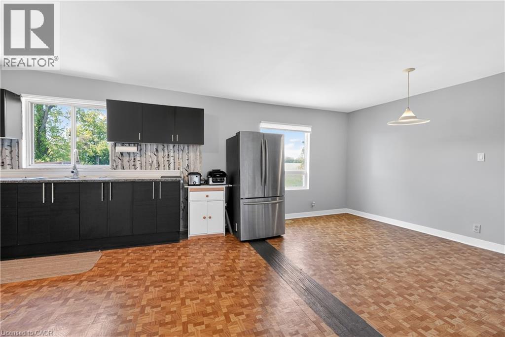 6569 Highway 3, Dunnville, ON - Indoor Photo Showing Kitchen