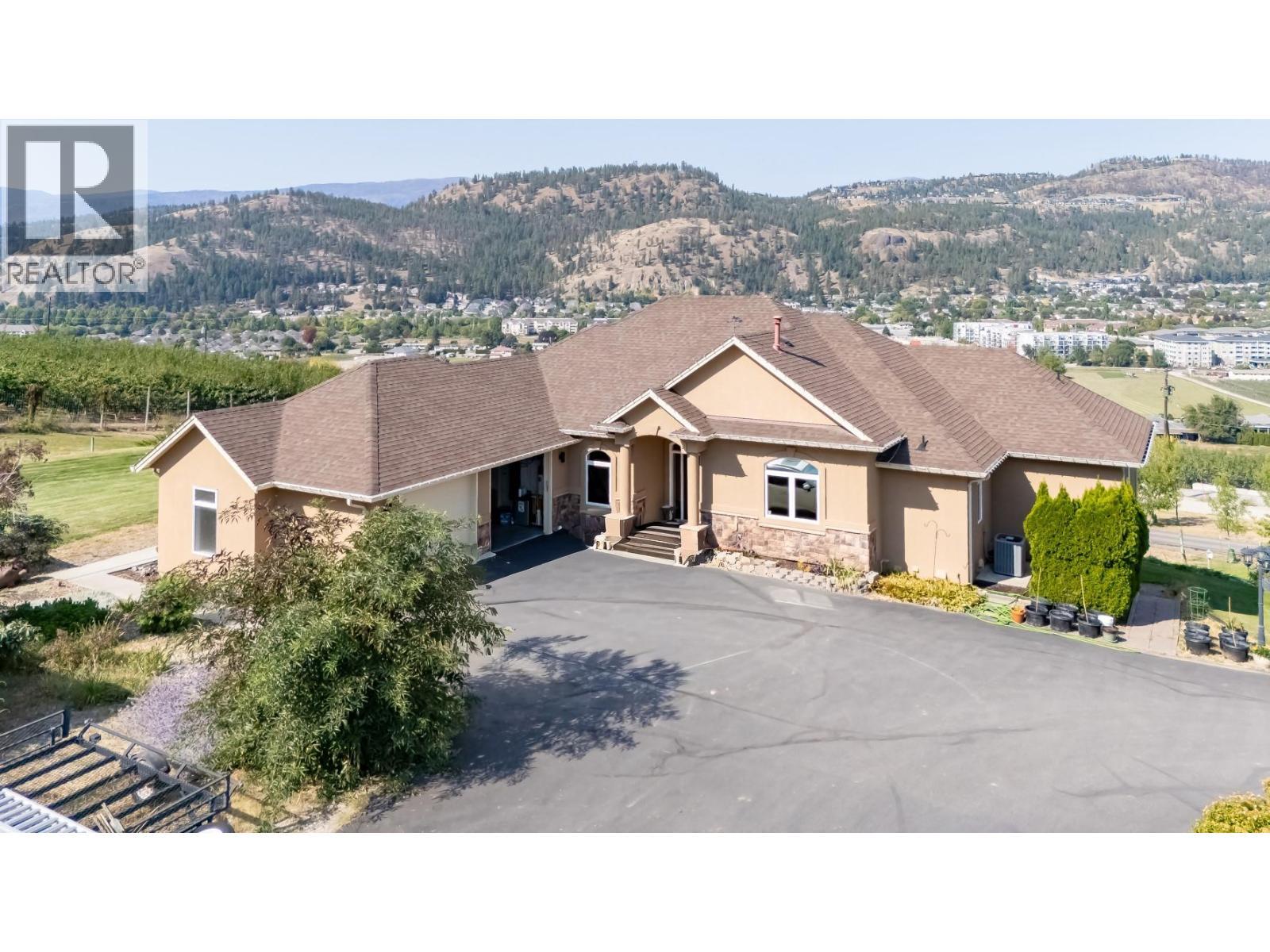 Front View, South East facing - 2241 Rojem Road, Kelowna, BC - Outdoor