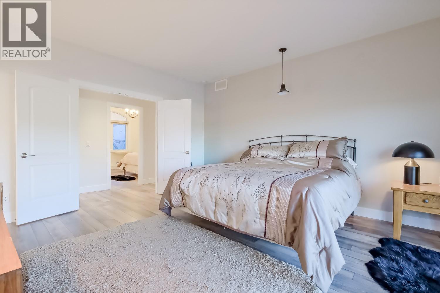 Primary Bedroom - 2241 Rojem Road, Kelowna, BC - Indoor Photo Showing Bedroom
