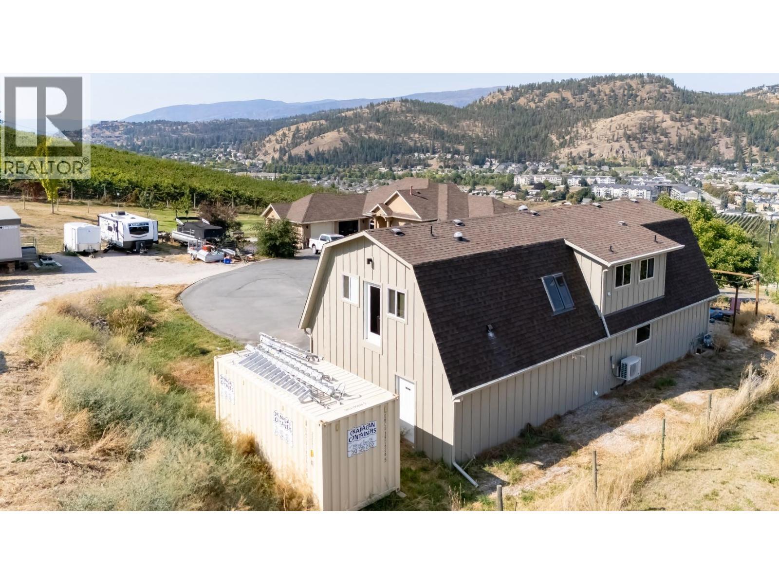 2241 Rojem Road, Kelowna, BC - Outdoor