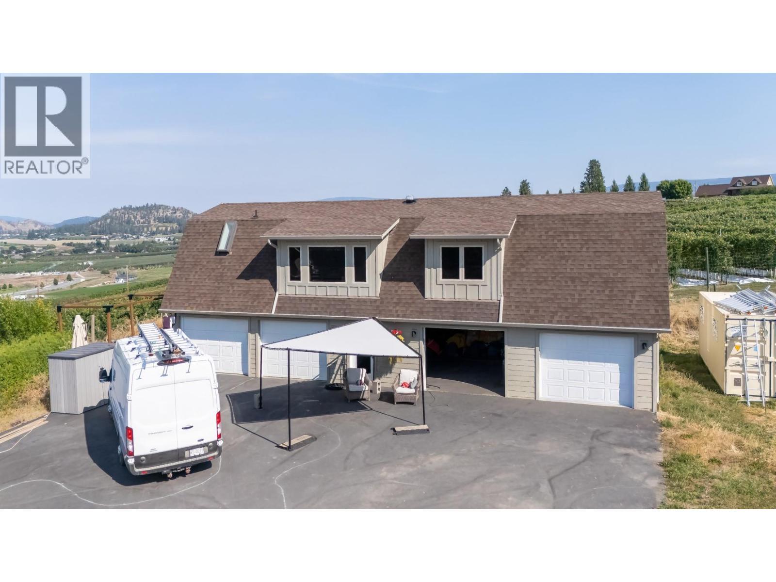 Carriage House - 2241 Rojem Road, Kelowna, BC - Outdoor