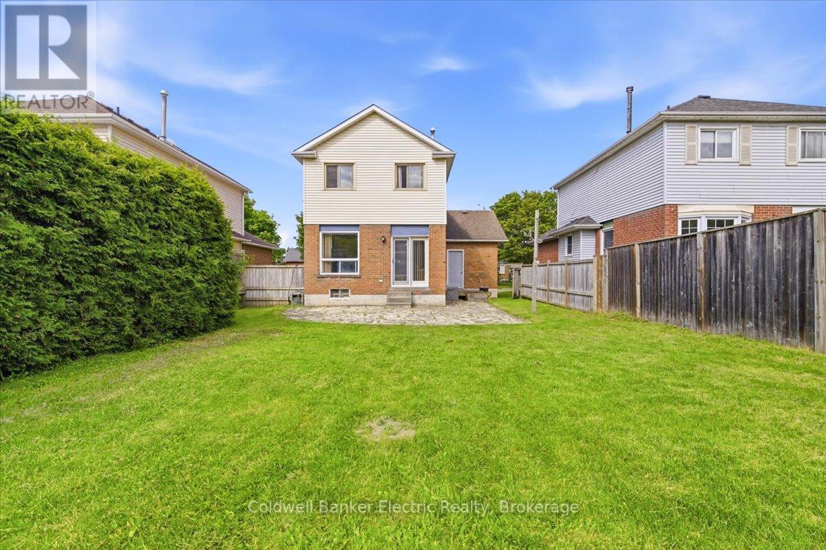 3 Walbridge Court, Clarington (Bowmanville), ON