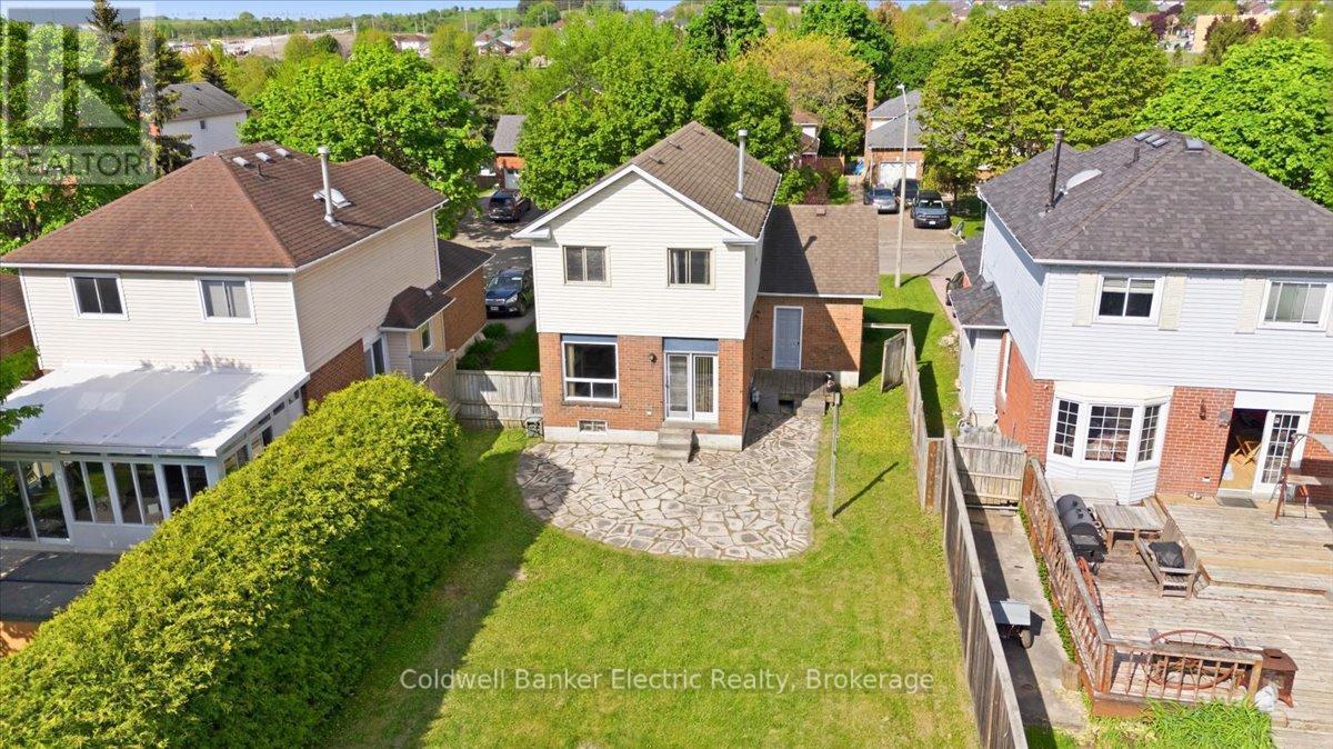 3 Walbridge Court, Clarington (Bowmanville), ON