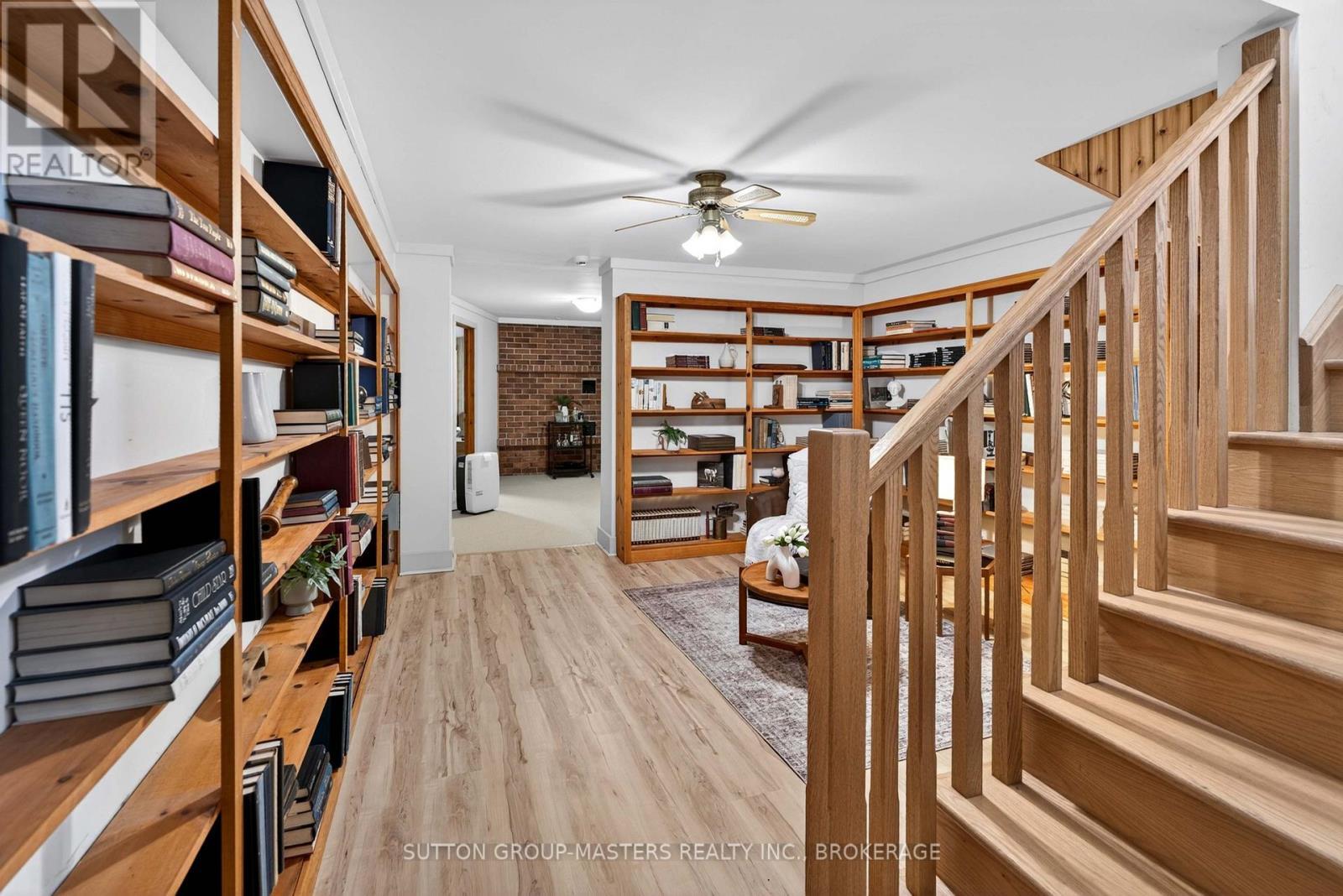 314 Baseline Road, Frontenac Islands (Howe Island), ON - Indoor Photo Showing Other Room