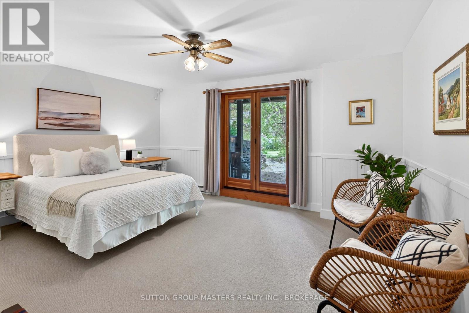 314 Baseline Road, Frontenac Islands (Howe Island), ON - Indoor Photo Showing Bedroom