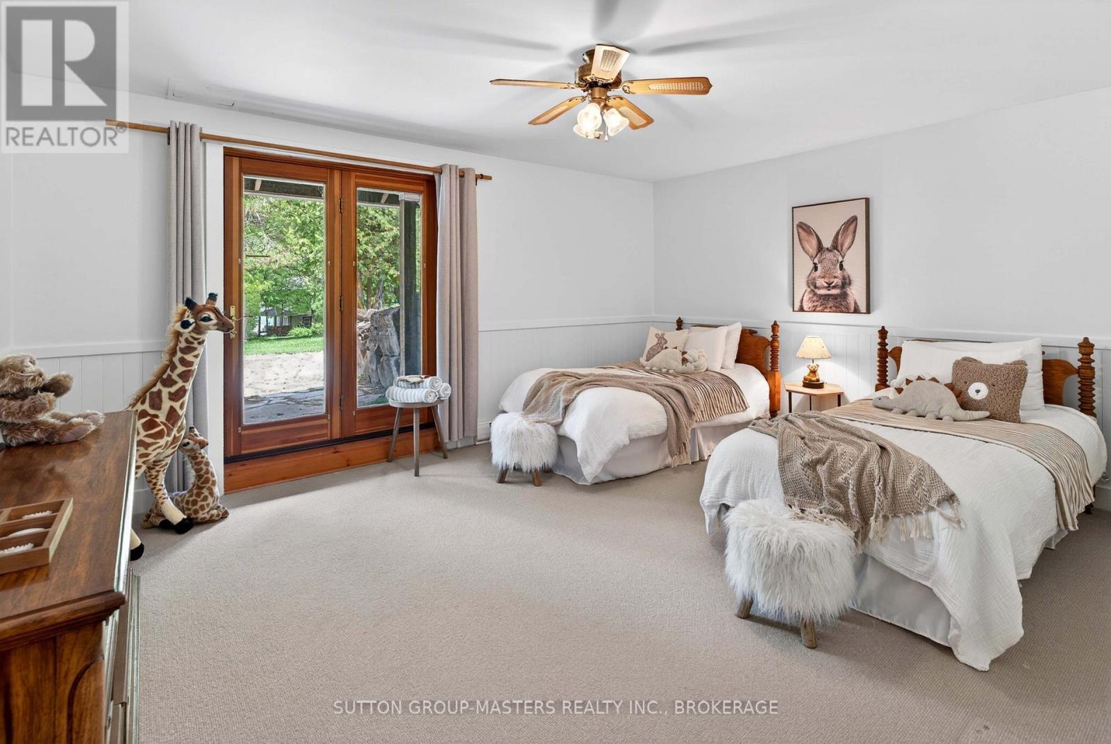 314 Baseline Road, Frontenac Islands (Howe Island), ON - Indoor Photo Showing Bedroom