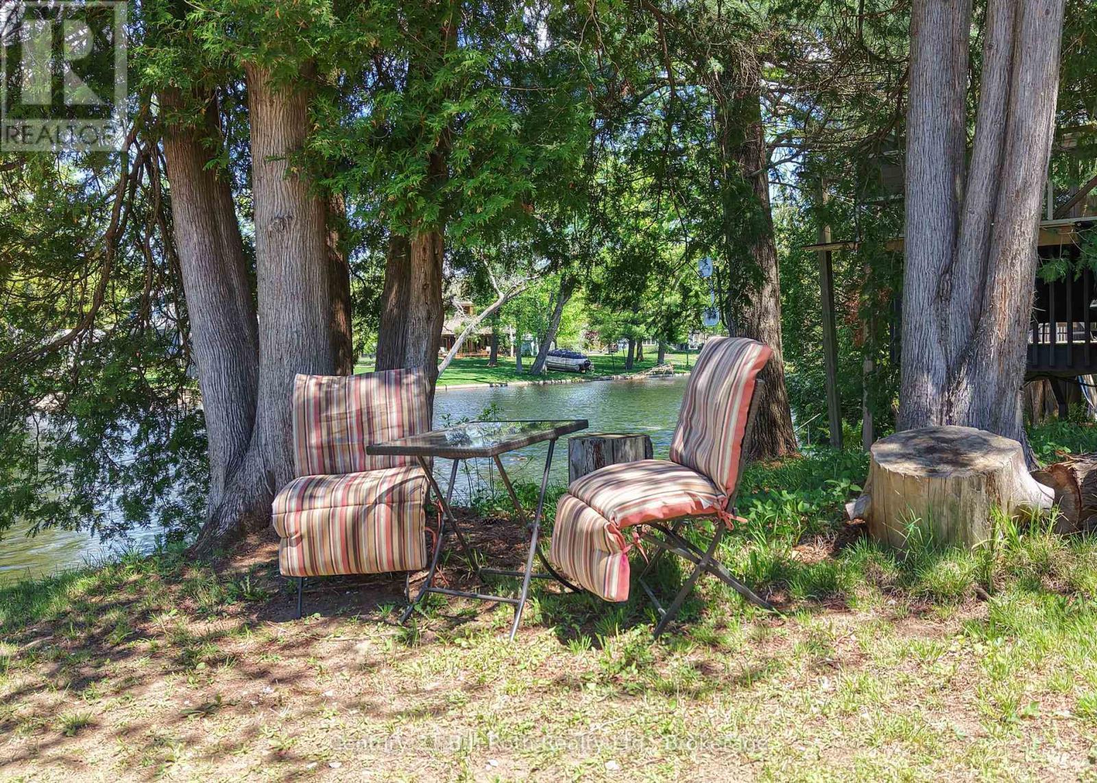 Special spots for relaxing - 4258 Canal Road, Severn, ON - Outdoor With Body Of Water