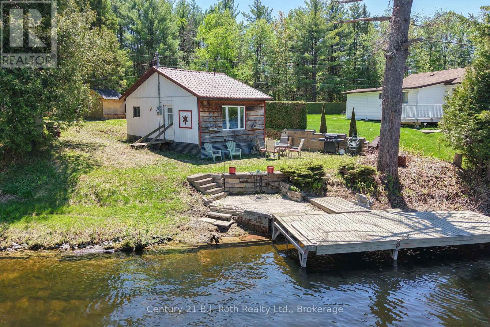 Welcome to the Cottage! - 4258 Canal Road, Severn, ON - Outdoor With Body Of Water