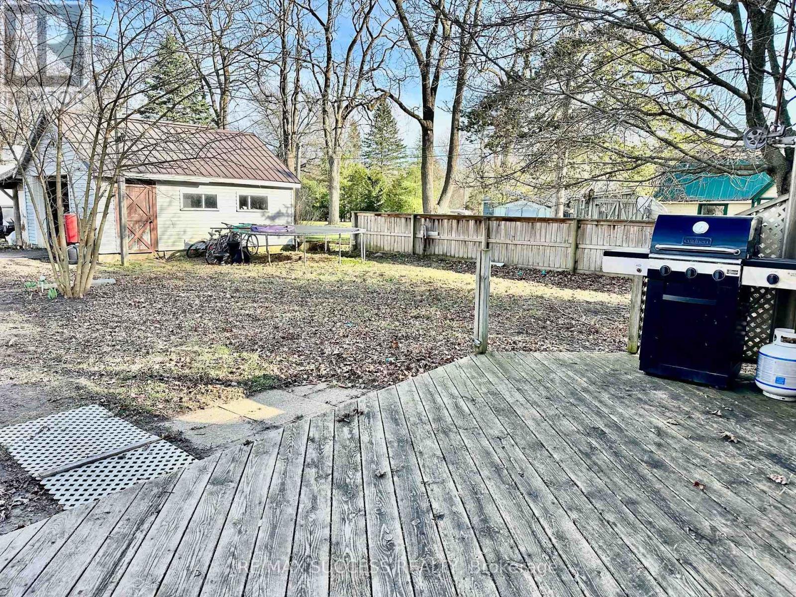738 Mount Pleasant Road, Brant, ON - Outdoor With Deck Patio Veranda